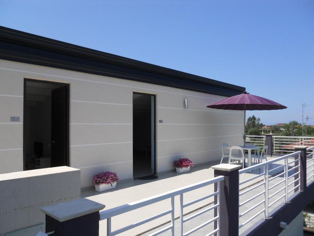 Selenite Villa Capo dʼOrlando Rum bild