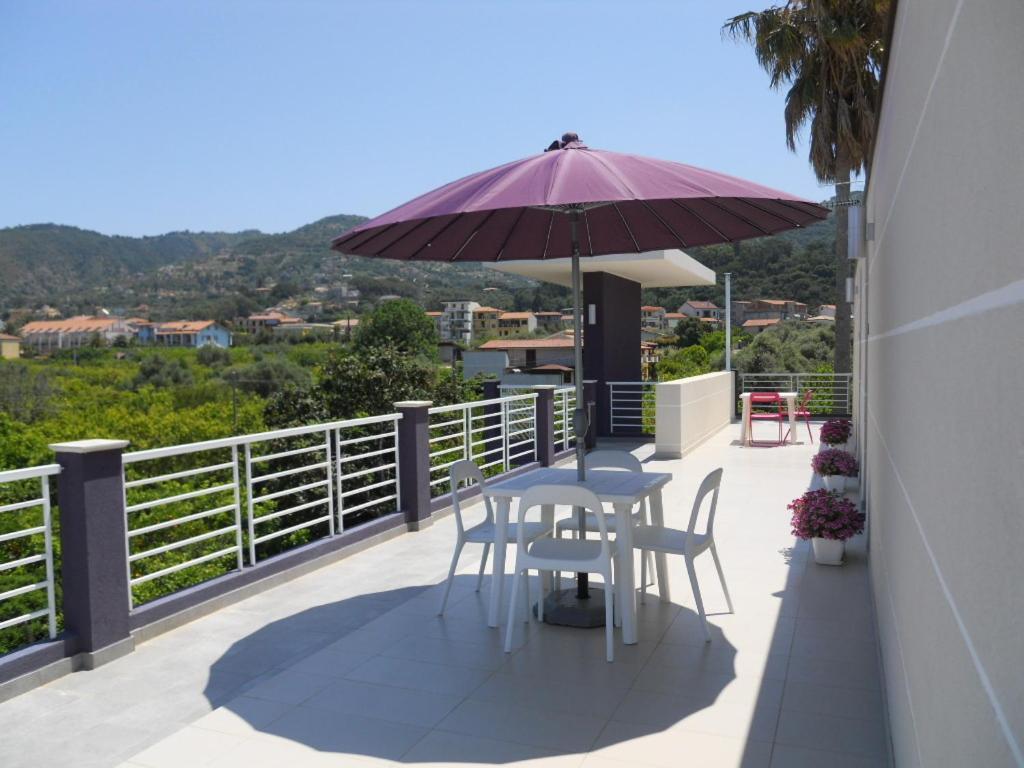 Selenite Villa Capo dʼOrlando Rum bild